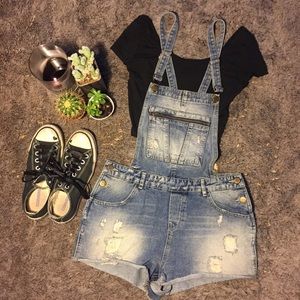 Really Cute Short-all’s!